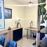 Appartement Vulcain 2, 11ème, Ile De Nantes, 4pers, Parking Inclus