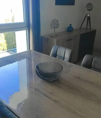 Vulcain 2, 11eme, Ile De Nantes, 4pers, Parking Inclus Apartment *