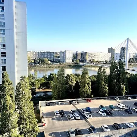Vulcain 2, 11eme, Ile De Nantes, 4pers, Parking Inclus דירה נאנט