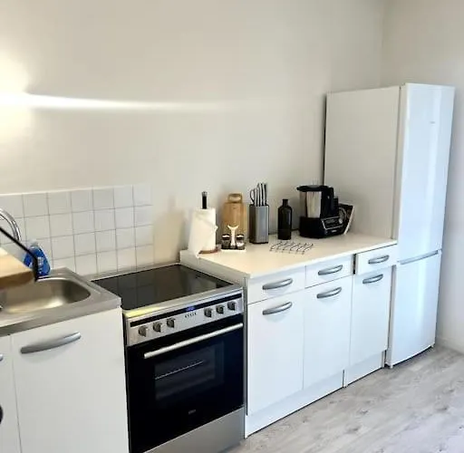 Vulcain 2, 11eme, Ile De Nantes, 4pers, Parking Inclus Apartmán
