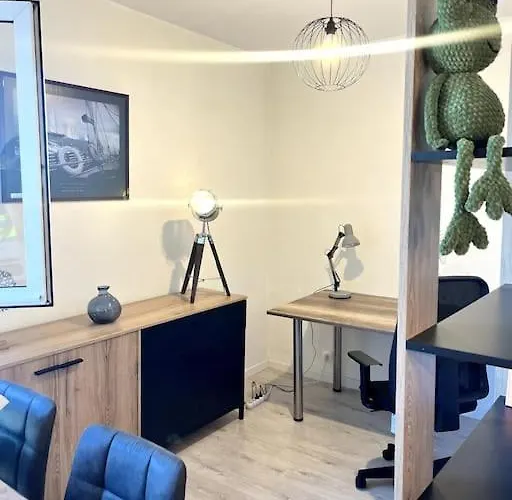 Apartmán Vulcain 2, 11eme, Ile De Nantes, 4pers, Parking Inclus