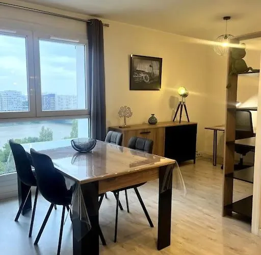 Vulcain 2, 11eme, Ile De Nantes, 4pers, Parking Inclus Апартаменты Нант